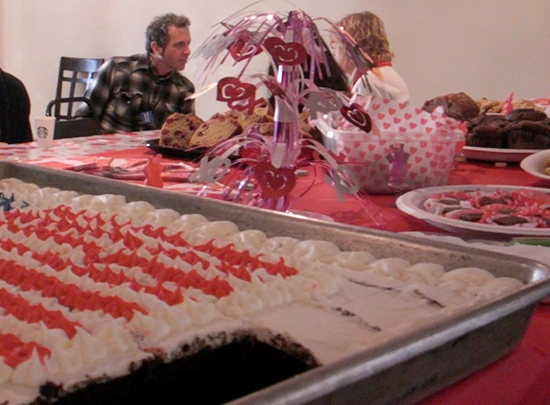 Cake decorated with flag